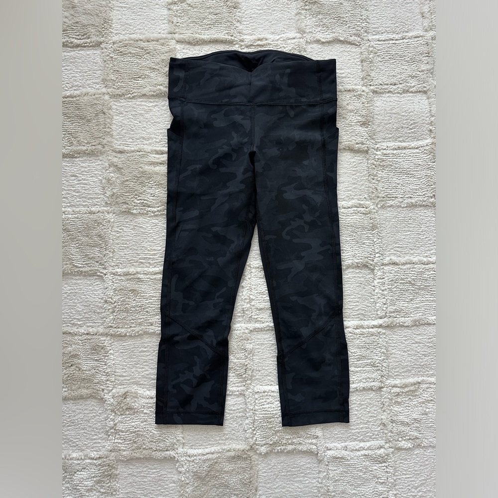 Lululemon Pace Rival